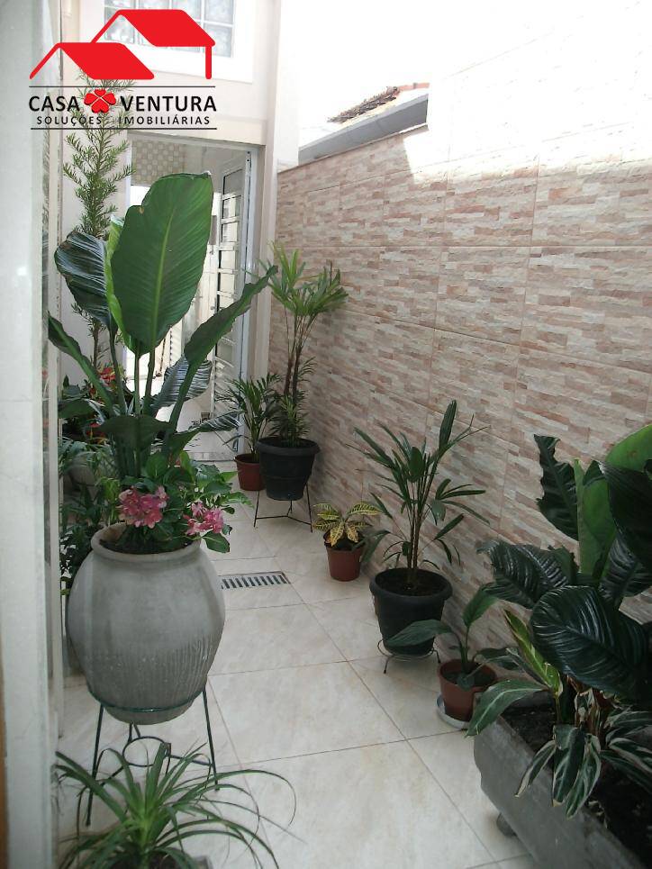 Casa à venda com 2 quartos - Foto 1