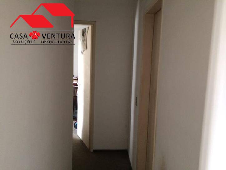 Apartamento à venda com 2 quartos, 60m² - Foto 2