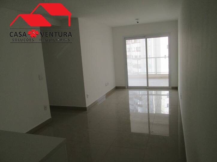 Apartamento à venda com 3 quartos, 77m² - Foto 1