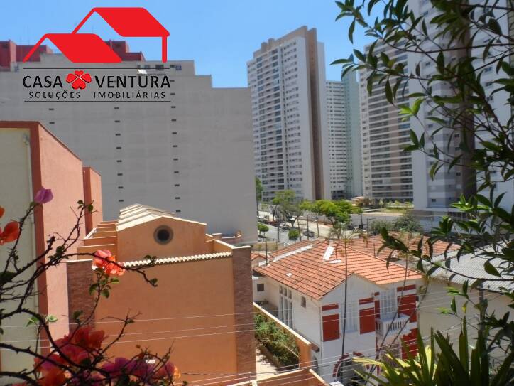 Apartamento à venda com 3 quartos, 70m² - Foto 2