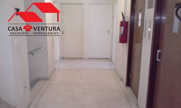 Apartamento à venda com 3 quartos, 75m² - Foto 2