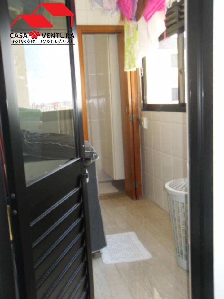 Apartamento à venda com 3 quartos, 94m² - Foto 14