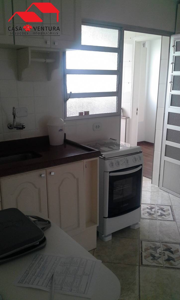 Apartamento à venda com 2 quartos, 70m² - Foto 1