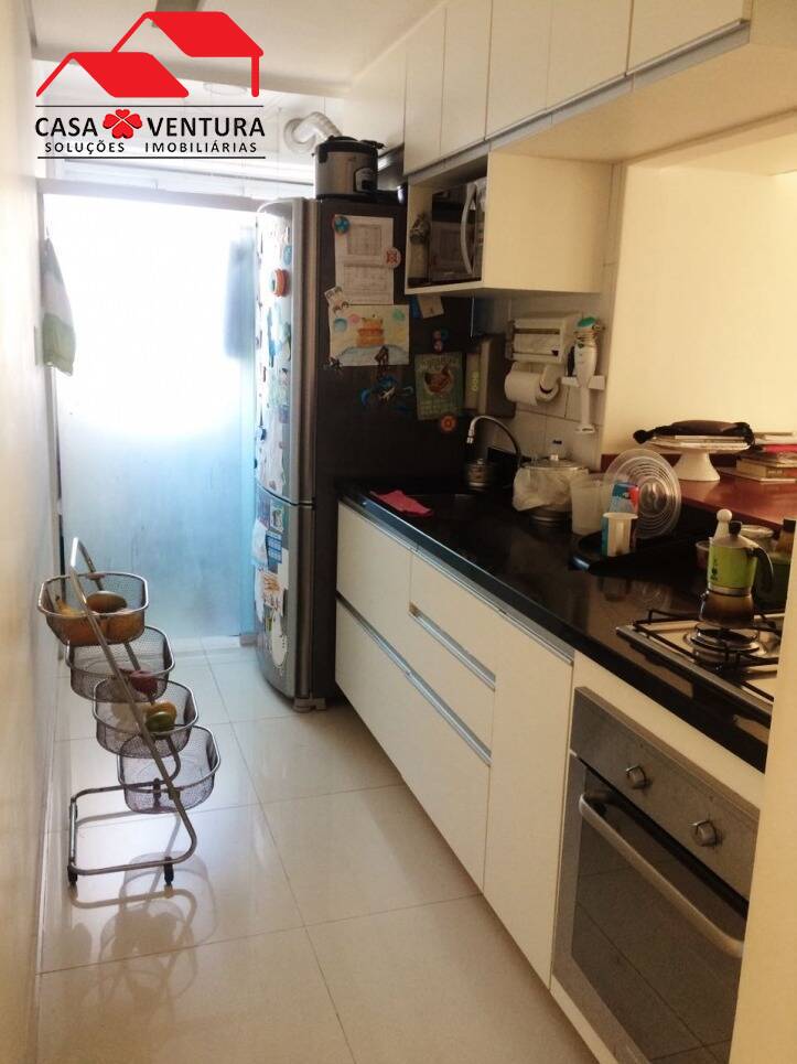 Apartamento à venda com 2 quartos, 70m² - Foto 11