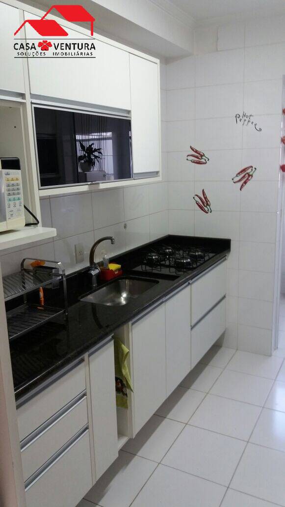 Apartamento à venda com 2 quartos, 80m² - Foto 3