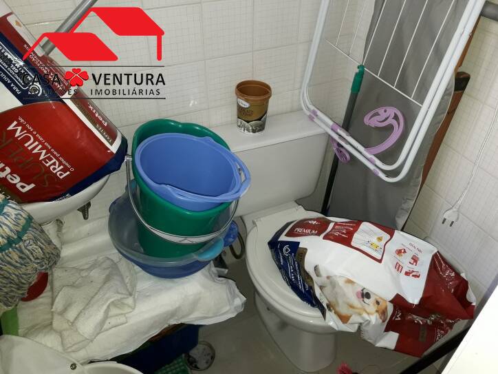 Apartamento à venda com 2 quartos, 60m² - Foto 2