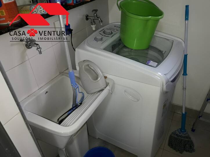 Apartamento à venda com 2 quartos, 60m² - Foto 4