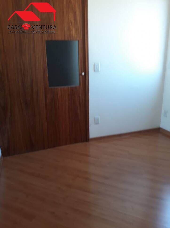 Apartamento à venda com 2 quartos, 69m² - Foto 4