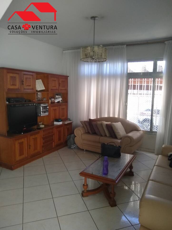 Casa à venda com 3 quartos, 161m² - Foto 1