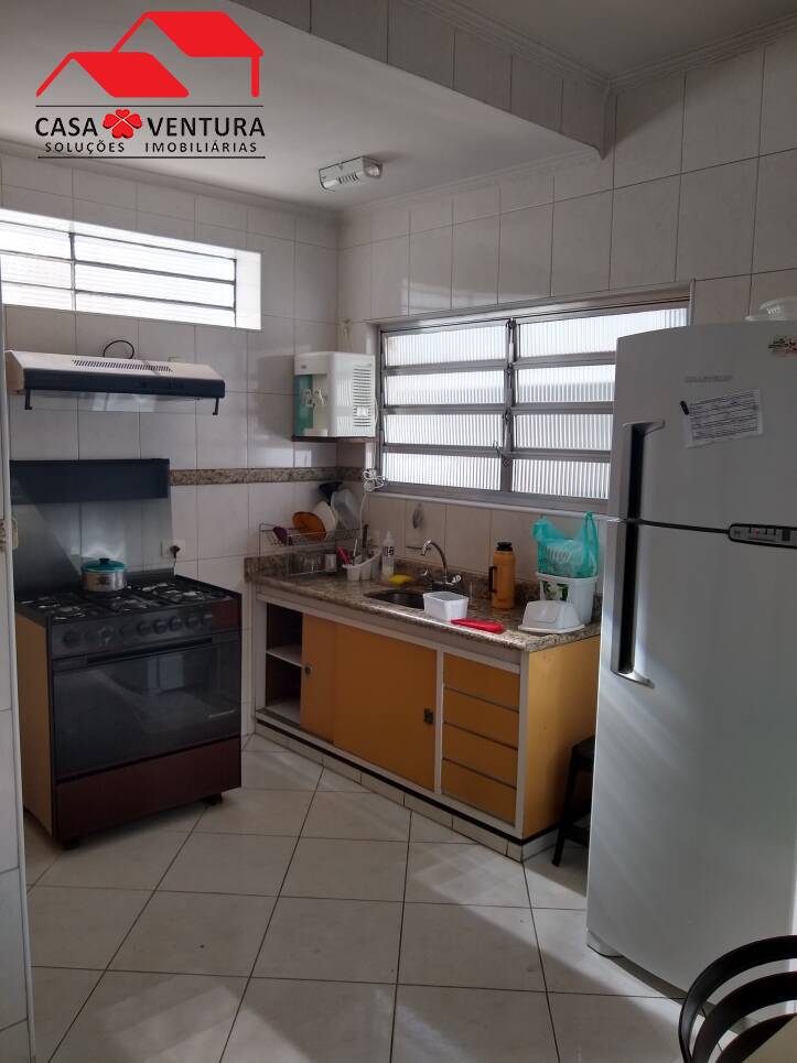 Casa à venda com 3 quartos, 161m² - Foto 6