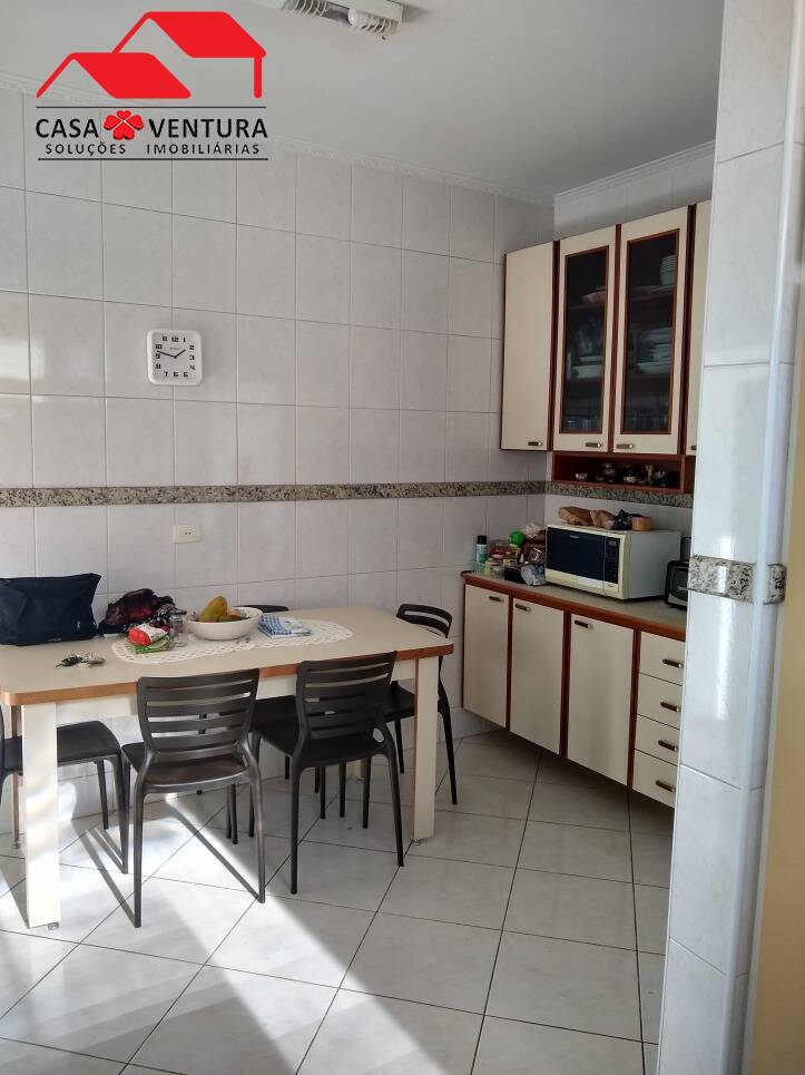 Casa à venda com 3 quartos, 161m² - Foto 8