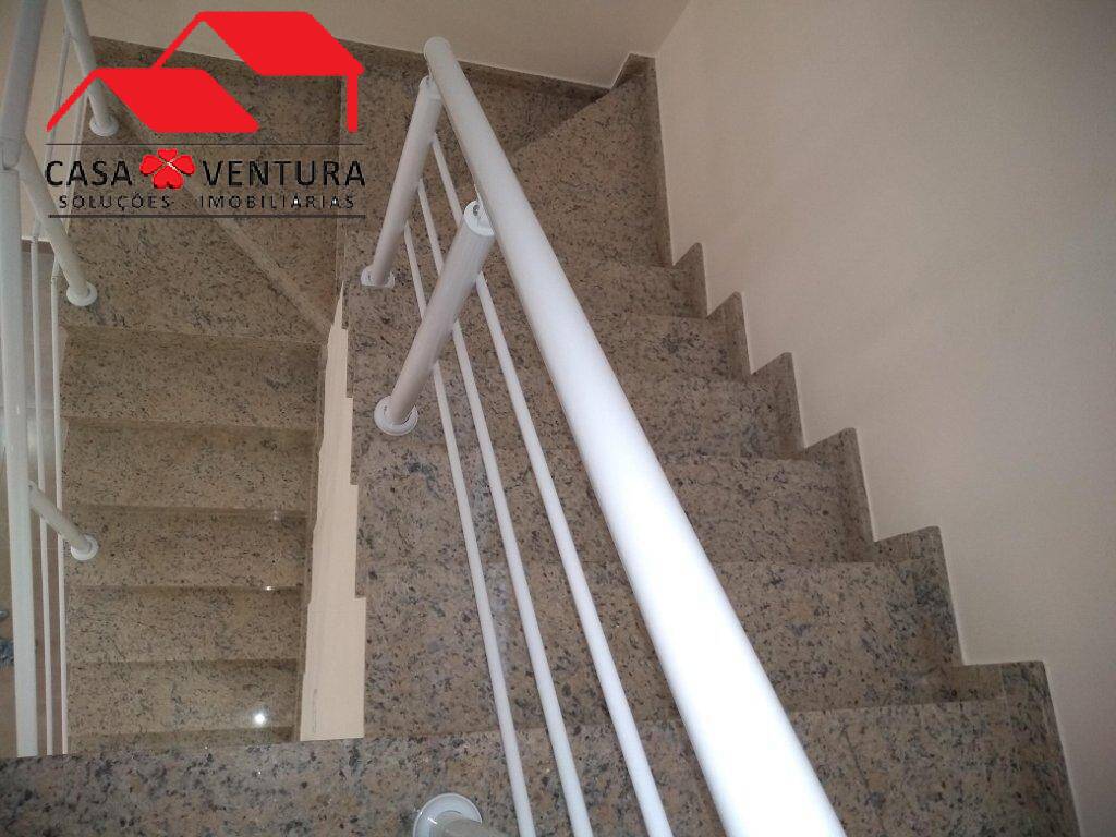 Casa à venda com 3 quartos, 125m² - Foto 18