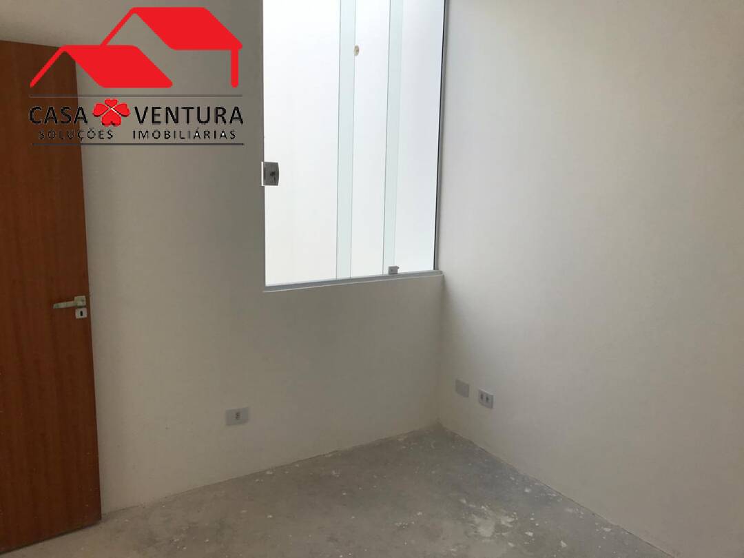 Casa à venda com 3 quartos, 140m² - Foto 4