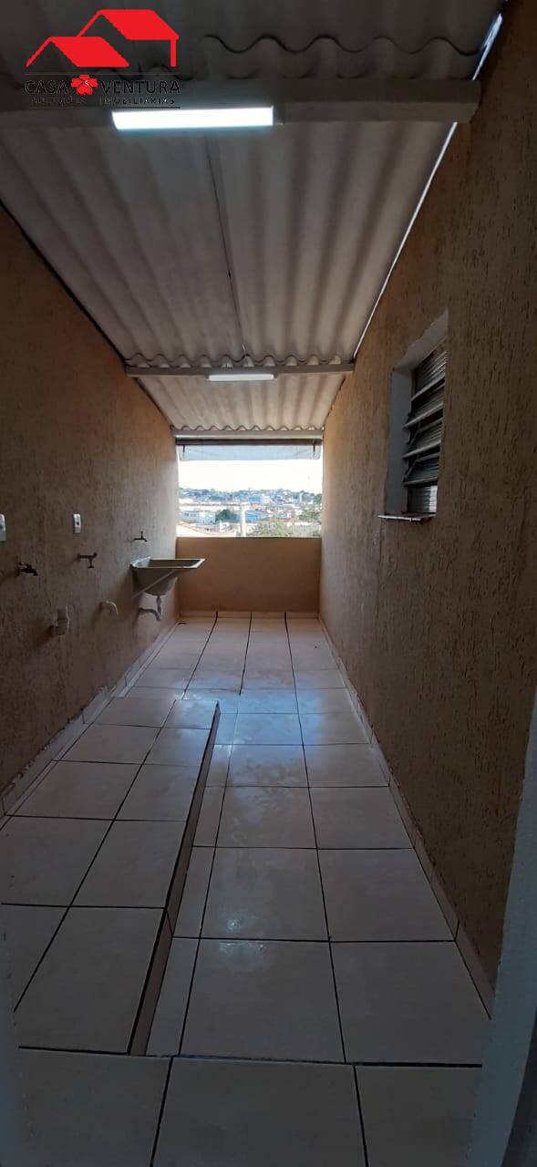 Casa à venda com 3 quartos, 220m² - Foto 11