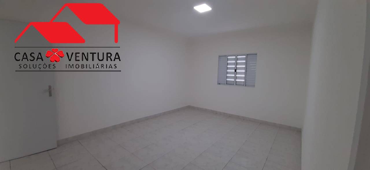 Casa à venda com 3 quartos, 220m² - Foto 14