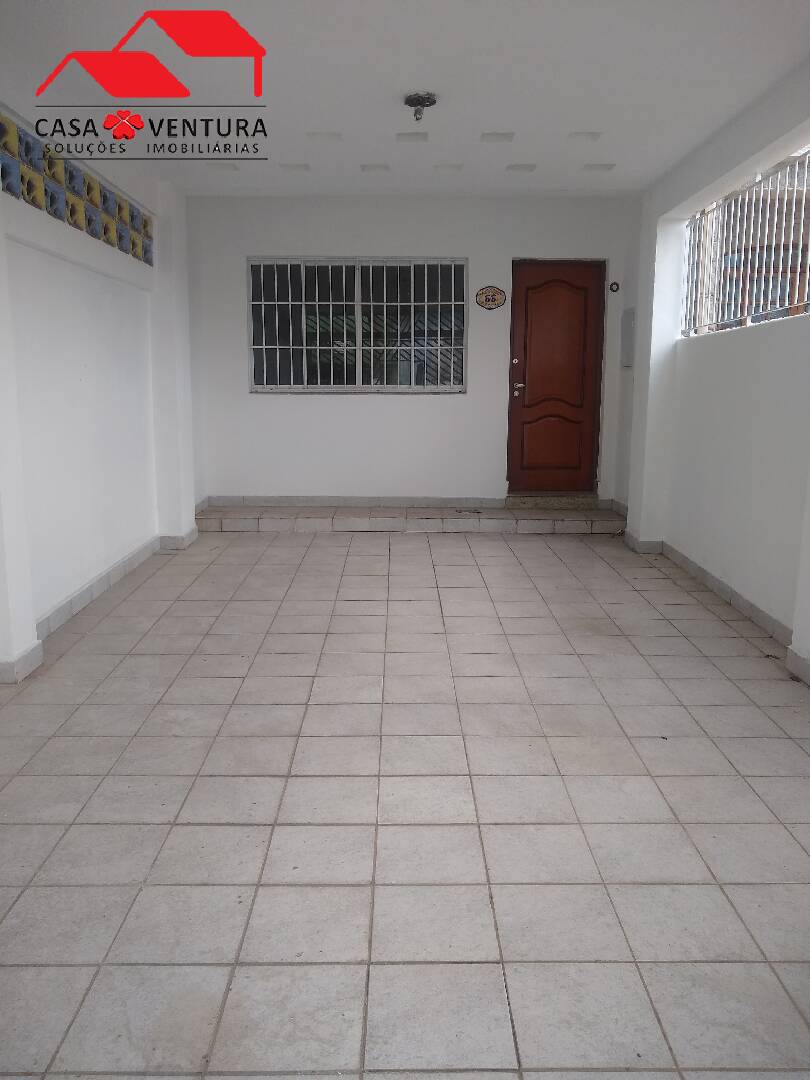 Casa à venda com 2 quartos, 120m² - Foto 1