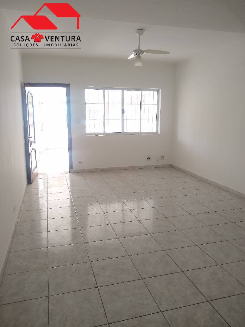 Casa à venda com 2 quartos, 120m² - Foto 4