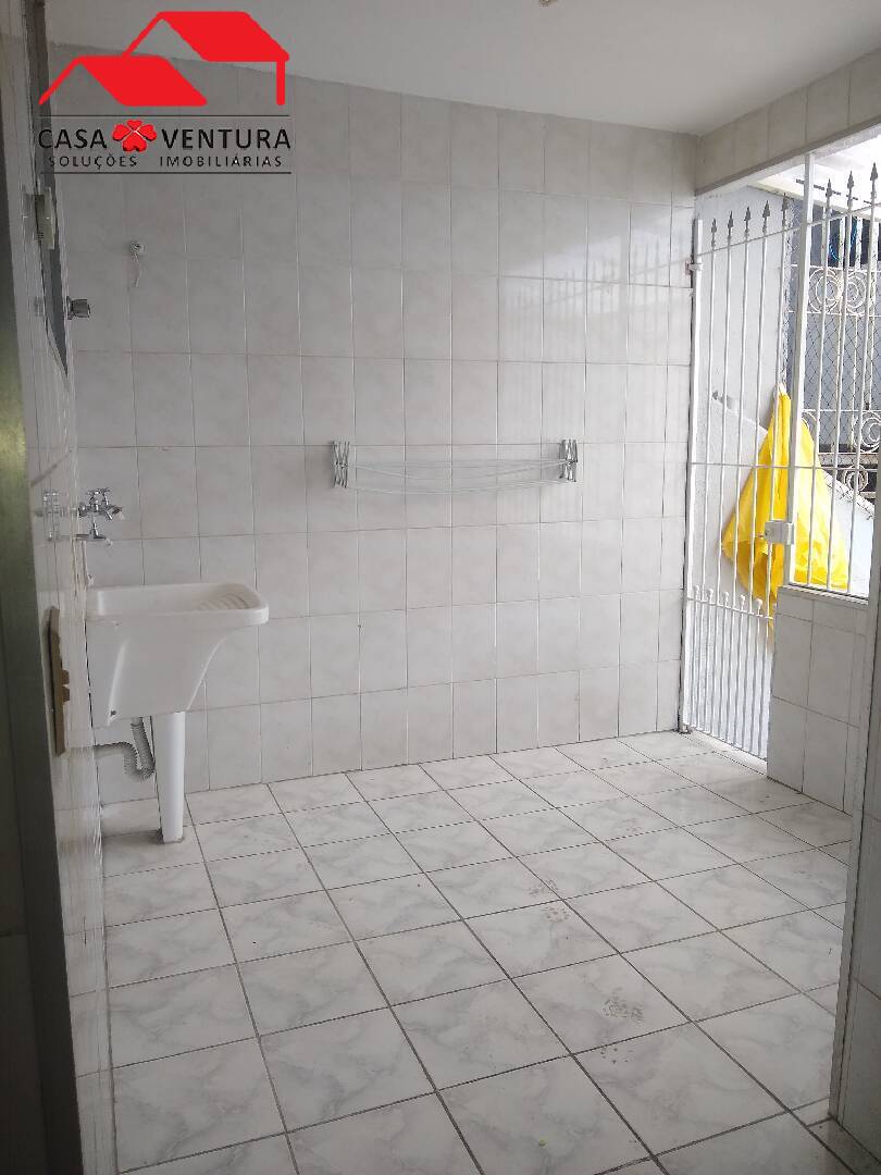 Casa à venda com 2 quartos, 120m² - Foto 10