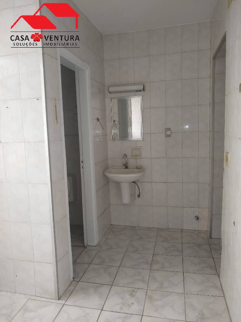 Casa à venda com 2 quartos, 120m² - Foto 17