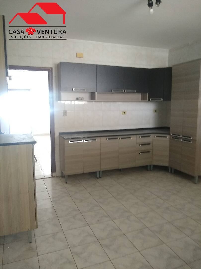 Casa à venda com 2 quartos, 120m² - Foto 5