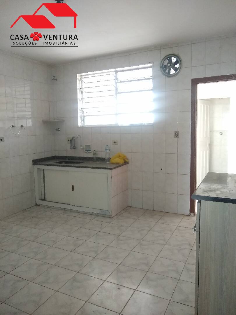 Casa à venda com 2 quartos, 120m² - Foto 7